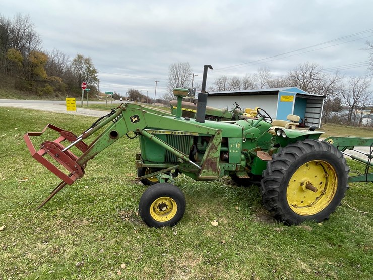 john-deere-4010-image-8