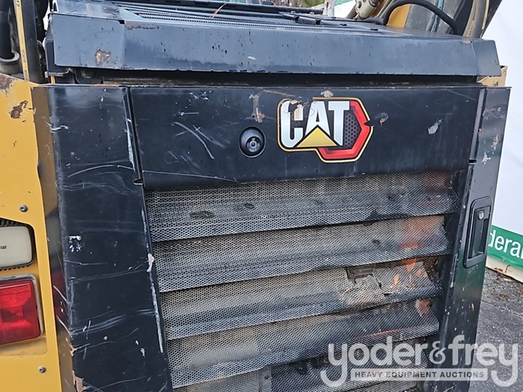 2021-caterpillar-299d3-image-21