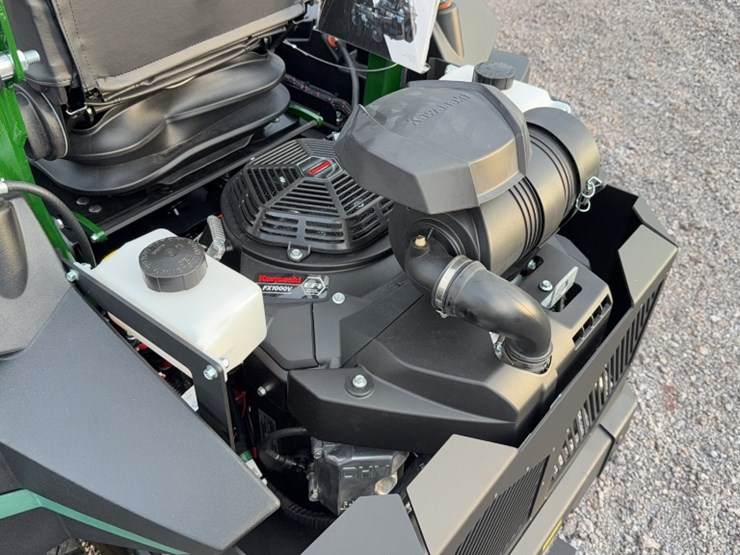 #3074-•-yakta-yxr-910-zero-turn-lawn-mower-image-11