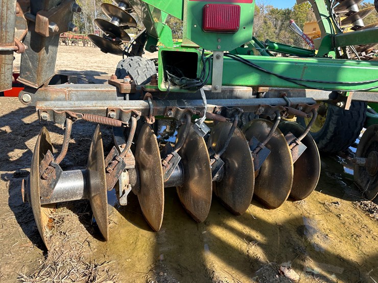 john-deere-26-image-17