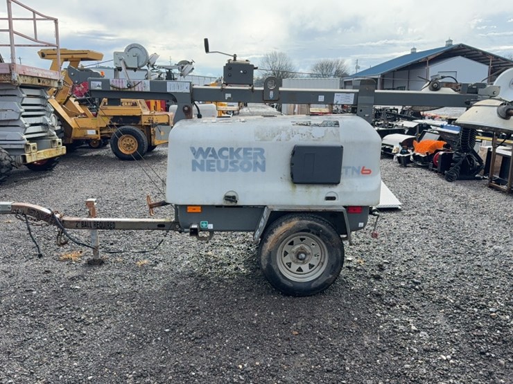 #2078-•-wacker-neuson-towable-light-tower-image-8