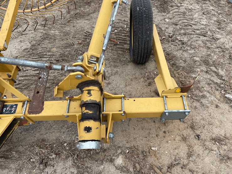 #1466-•-2008-vermeer-(10)-wheel-rake-with-kicker-image-14