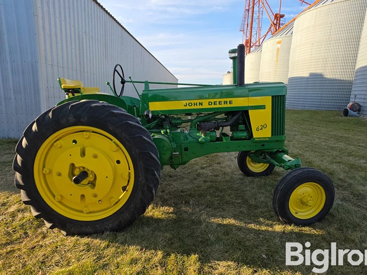 1958-john-deere-620-image-4