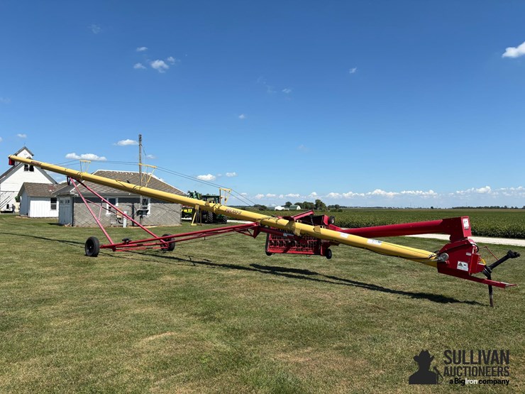 westfield-mk100-7-10"x71'-swing-away-auger-image-3