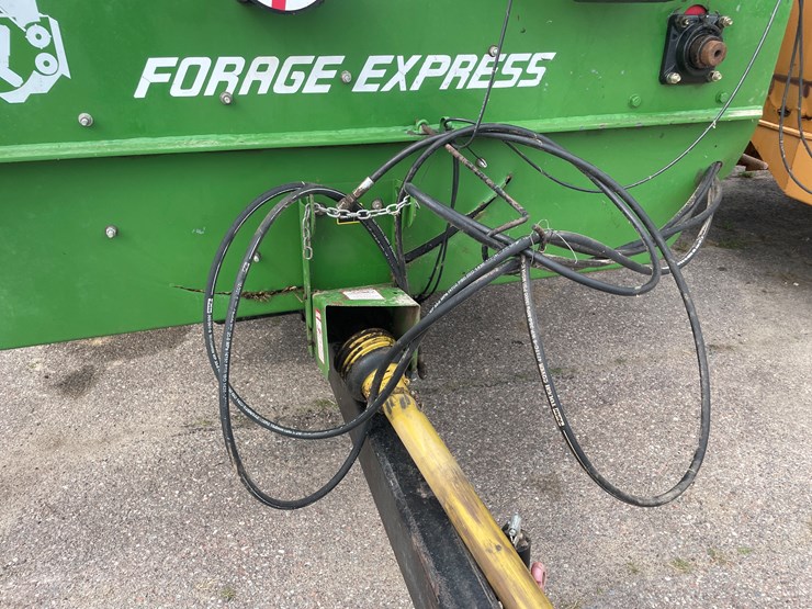 #1465-•-roto-mix-forage-express-image-17