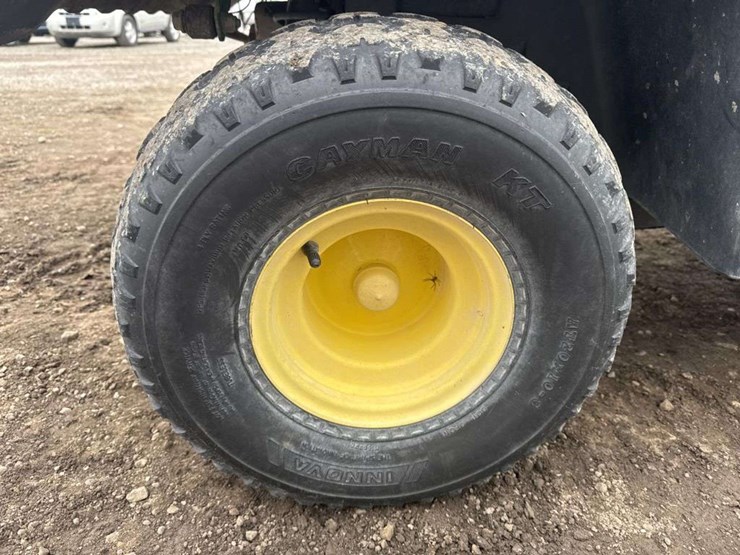 2009-john-deere-gator-image-9