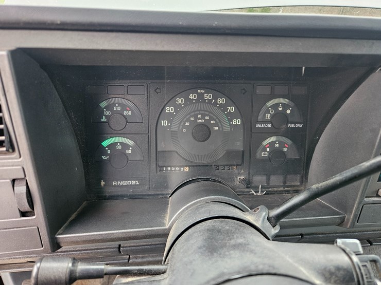 1990-chevrolet-k1500-image-40