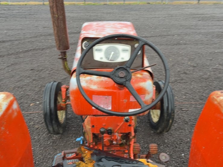 #3059-•-allis-chalmers-tractor-image-12