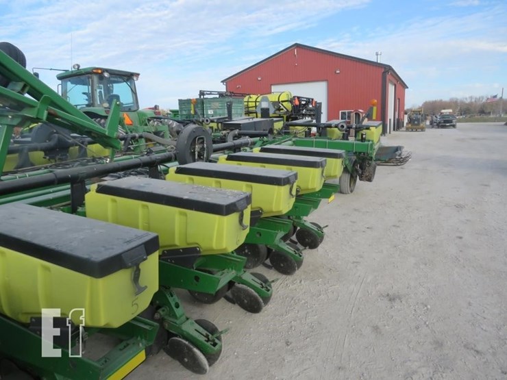 john-deere-1770-image-11
