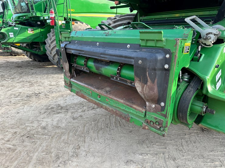 2015-john-deere-s680-image-29