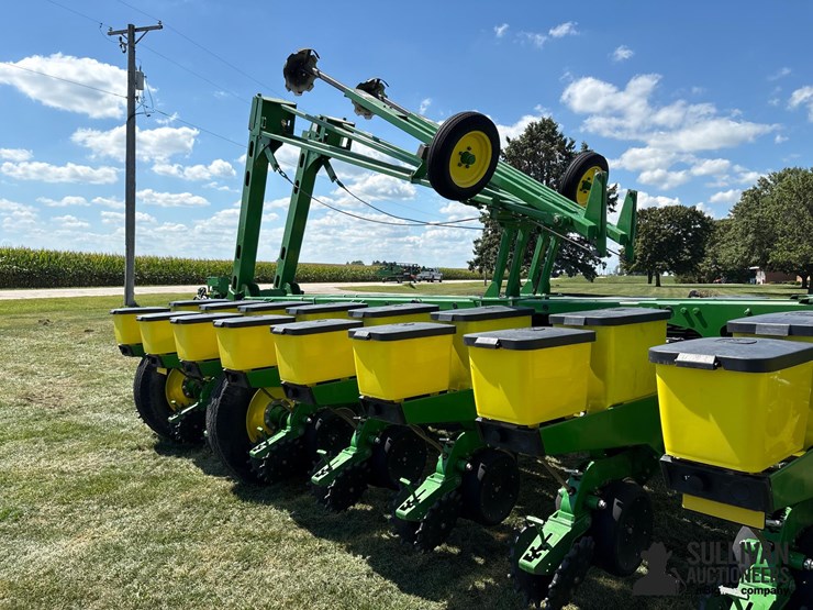 2013-john-deere-1770nt-image-12