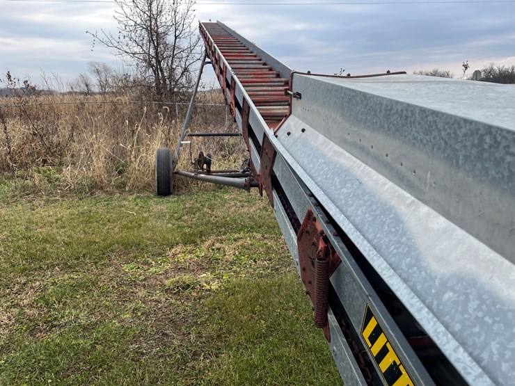 #1068-•-little-giant-elevator-image-21