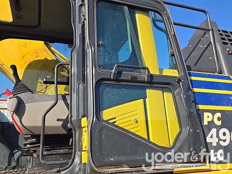 2022-komatsu-pc490-lc-11-image-114