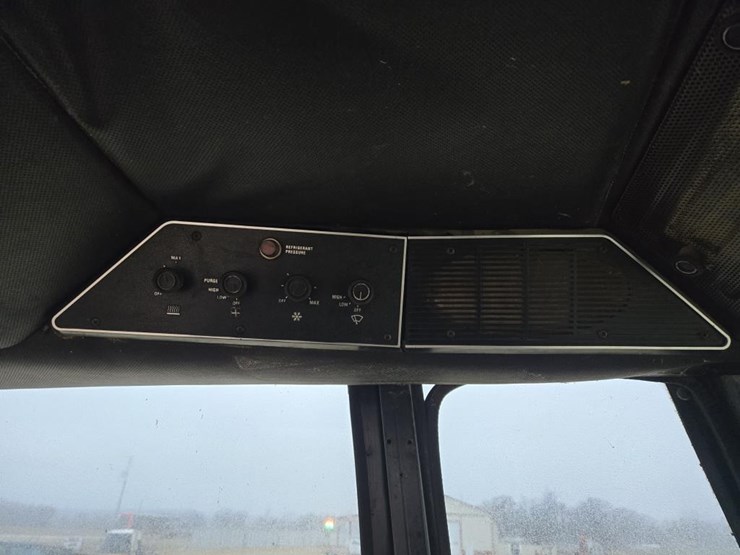 international-986-image-23