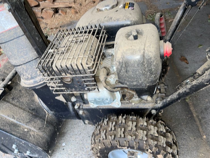 #1417-•-snow-devil-snowblower-(independence,-wi)-image-10