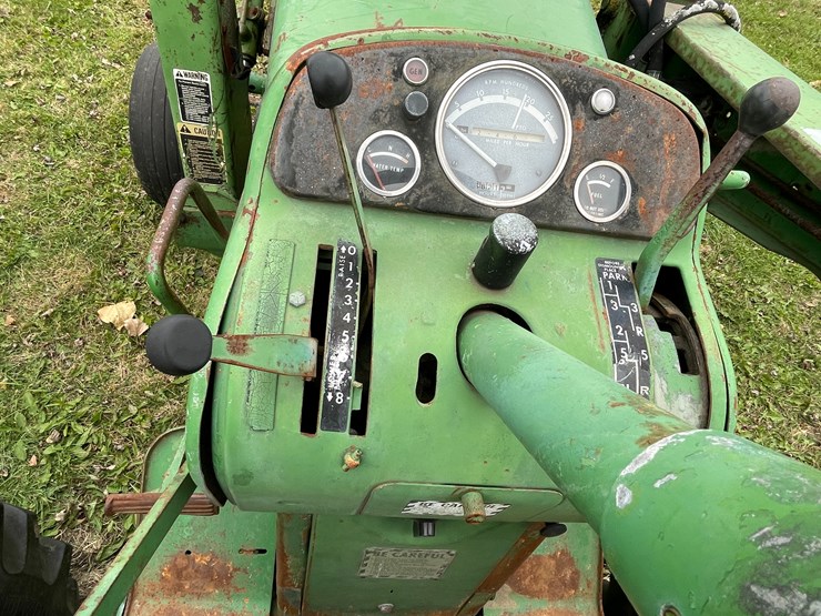 john-deere-4010-image-33