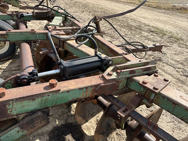 john-deere-635-image-39