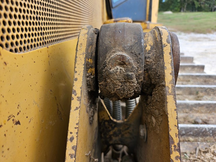 2002-caterpillar-d5g-xl-image-99