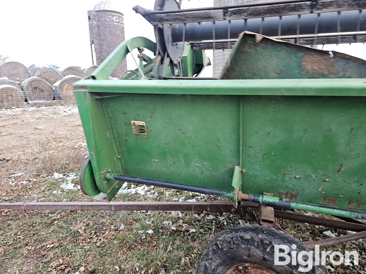 john-deere-224-image-9