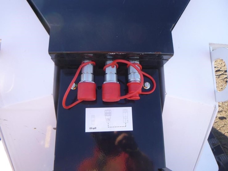 2025-bison-tele-bt360w-skid-steer-track-loader-image-12