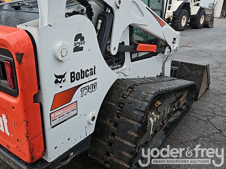 2019-bobcat-t740-image-22