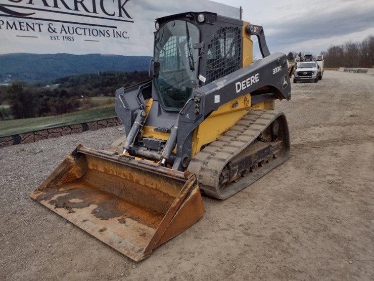 18-deere-333g-image-37