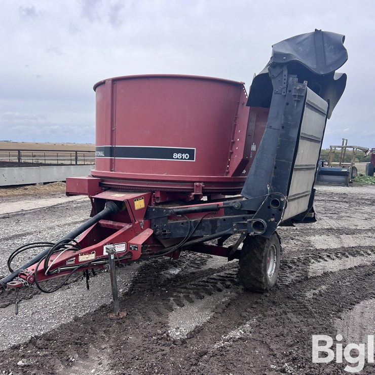 CASE IH 8610