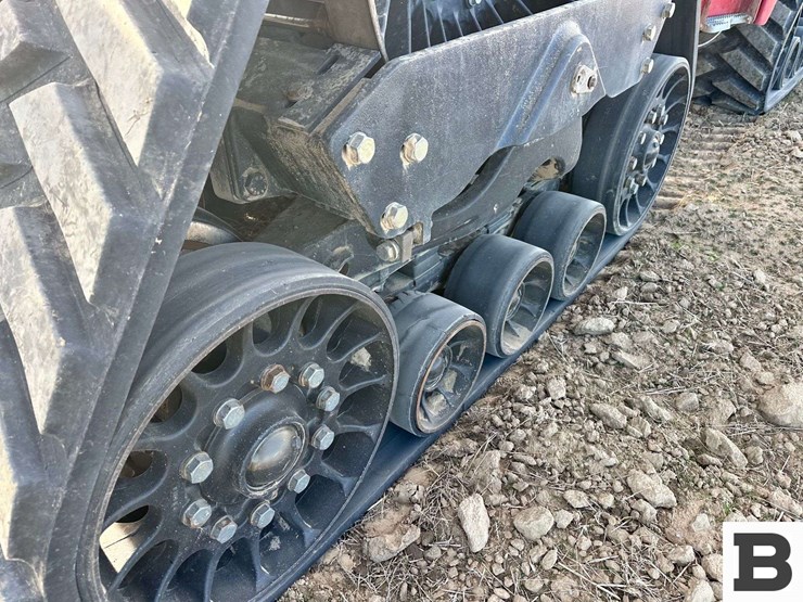 2014-case-ih-370-image-61