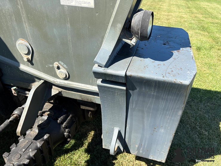 2005-jlg-g9-43a-image-11