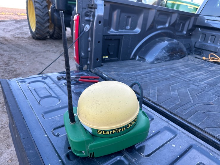 john-deere-3000-image-2