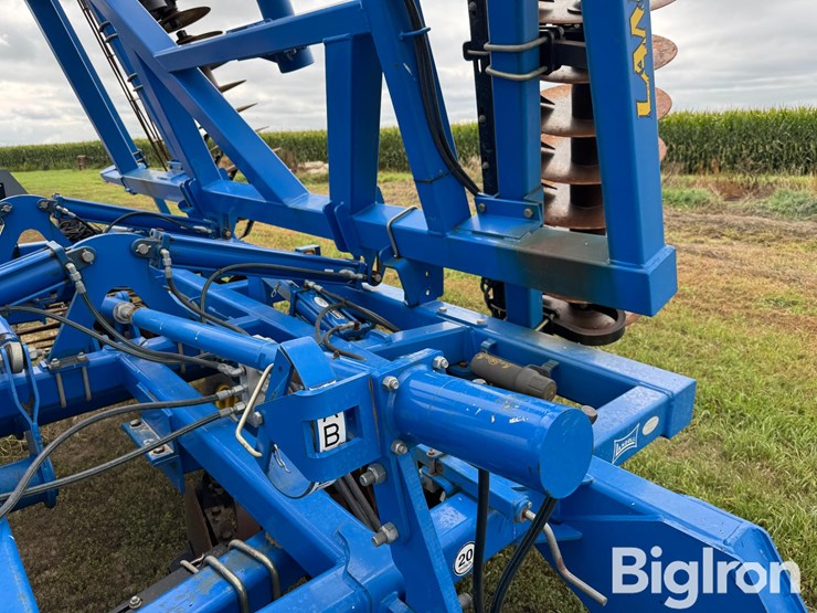 2010-landoll-7431-29-image-14