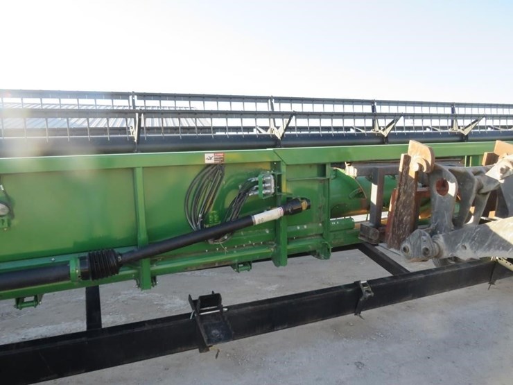 john-deere-635f-image-12