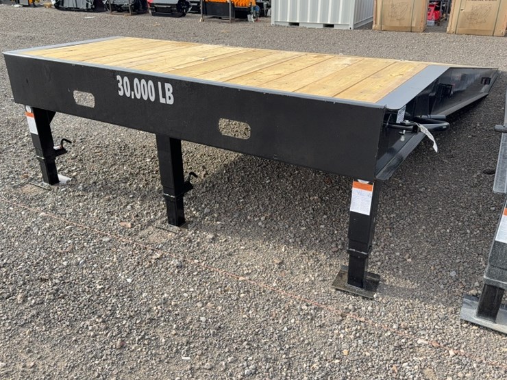 #2063-•-20'-x-101"-loading-ramp-image-1