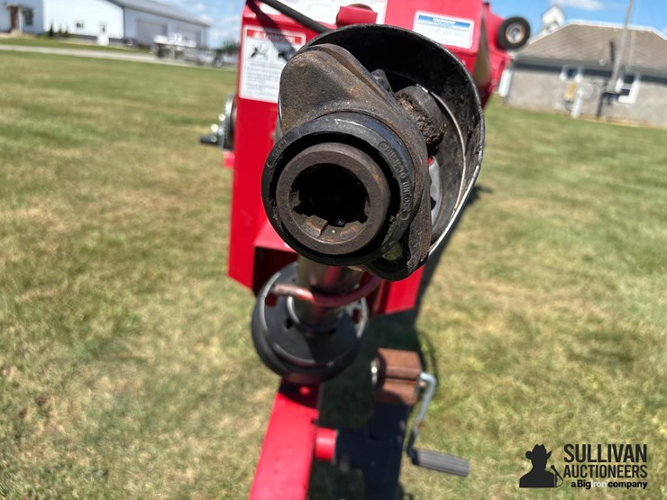 westfield-mk100-7-10"x71'-swing-away-auger-image-11