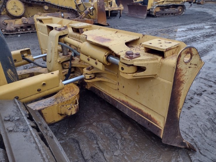 caterpillar-d6k-lgp-image-15