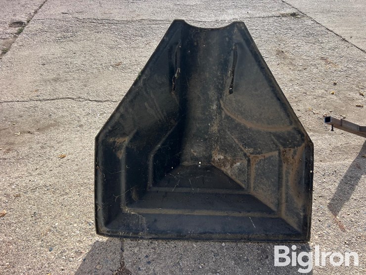 unload-auger-hopper-image-2