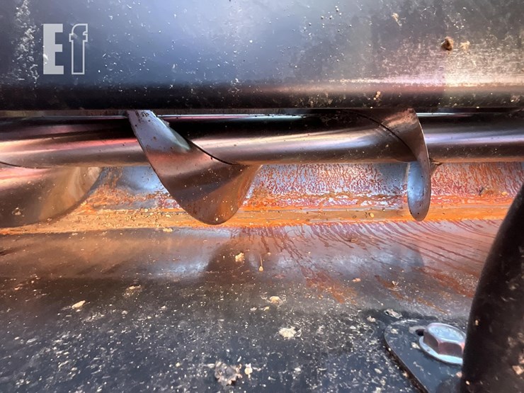 2012-case-ih-7130-image-47