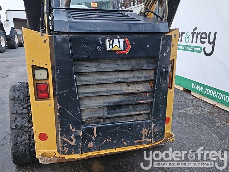 2021-caterpillar-299d3-image-22