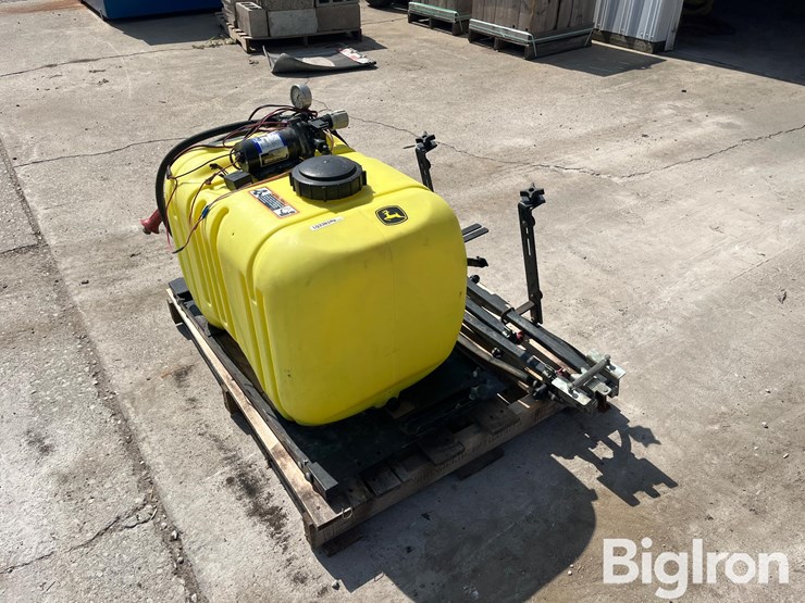 john-deere-sprayer-image-5