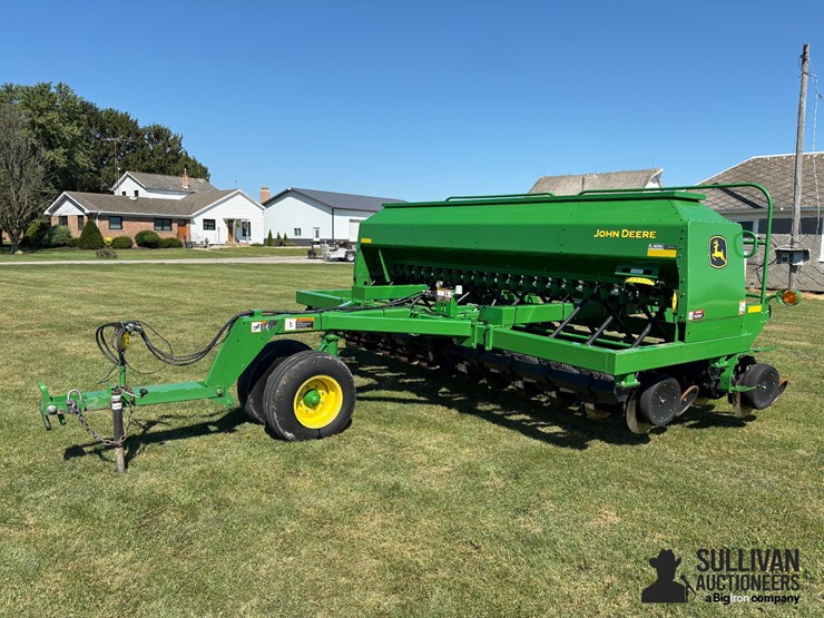 2015-john-deere-1590-image-1