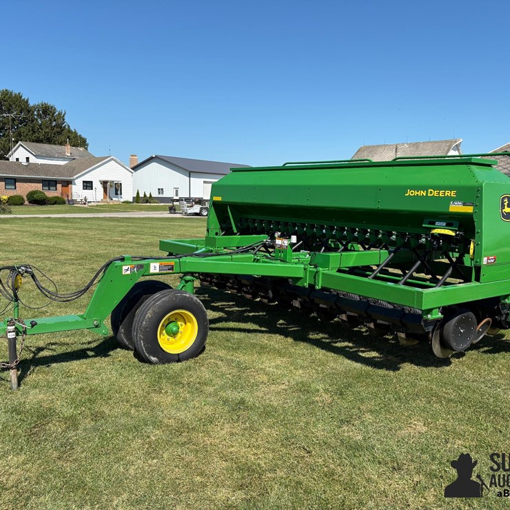 2015 JOHN DEERE 1590