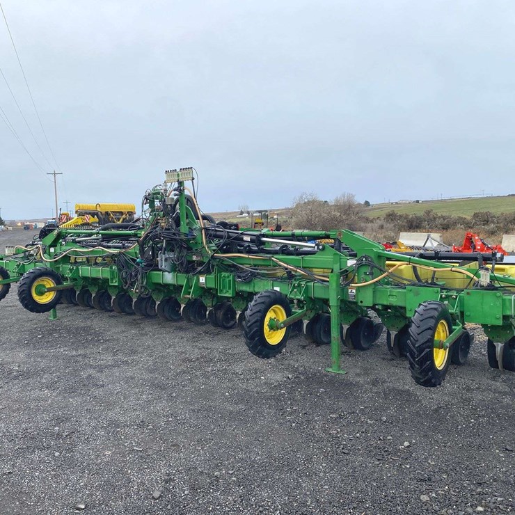 2007 JOHN DEERE 1720