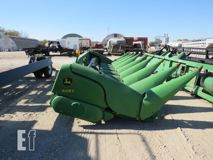 2009-john-deere-608c-image-12