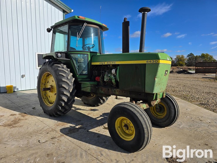 1977-john-deere-4430-image-3