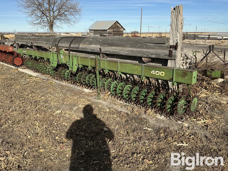 john-deere-400-image-3