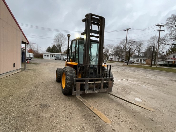 2015-jcb-930-image-7