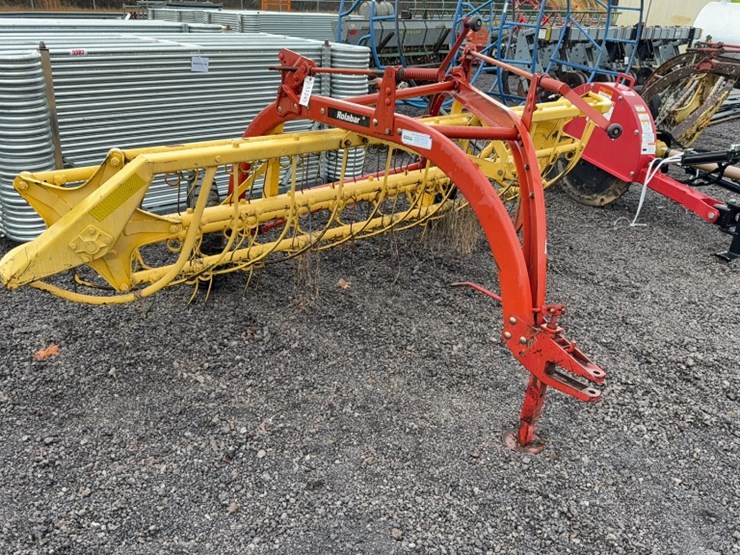 new-holland-258-image-2