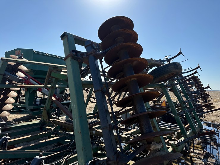 john-deere-724-image-34