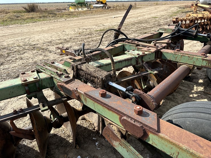 john-deere-635-image-23