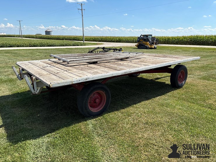 8'x15'-hay-rack-on-running-gear-image-5
